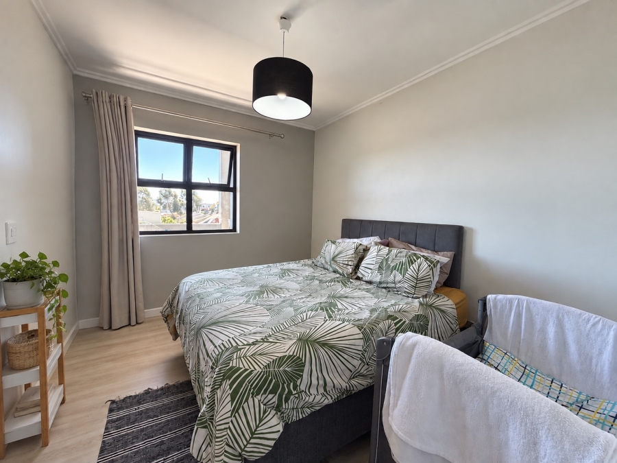 2 Bedroom Property for Sale in Table View Western Cape